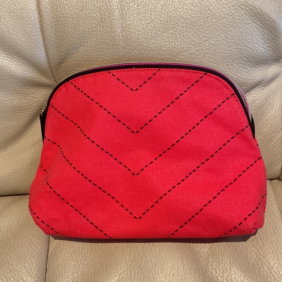 Cosmetic Bags - Picture 14 of 14